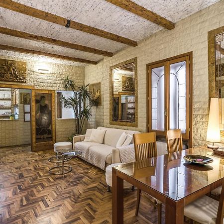 Fontana Di Trevi Charming Apartment Roma Exterior foto