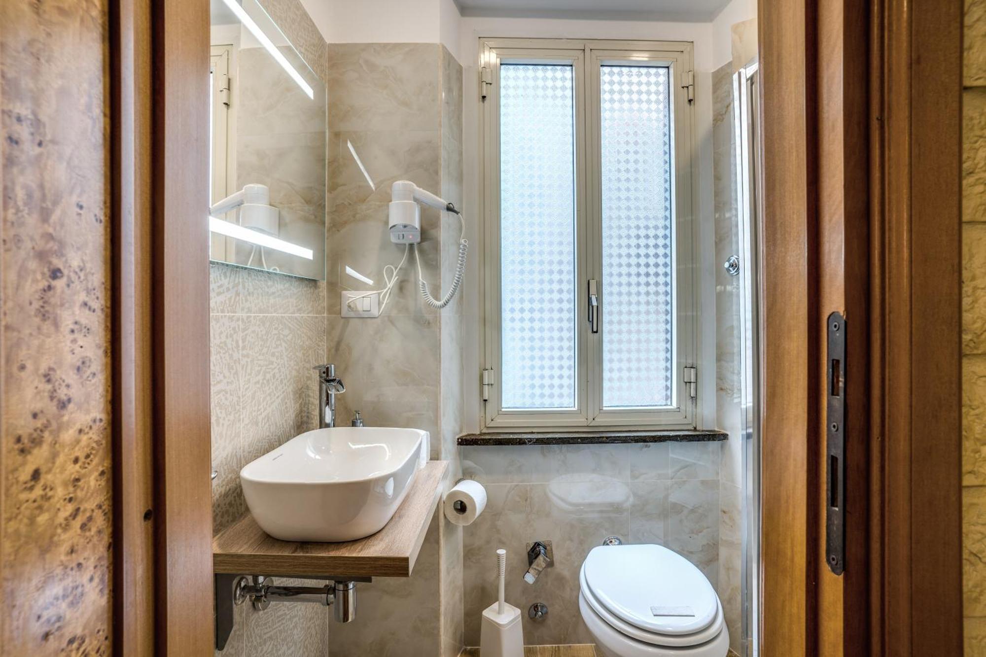 Fontana Di Trevi Charming Apartment Roma Exterior foto